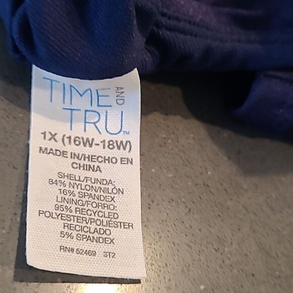 Time and Tru  sz 1X navy swimwear top, NWOT - Picture 5 of 5
